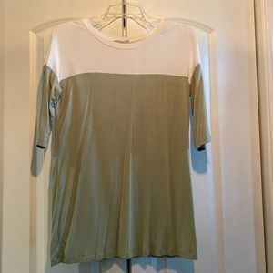 Zenana Outfitters Longsleeve Top
